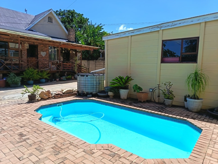 5 Bedroom Property for Sale in College Hill Eastern Cape